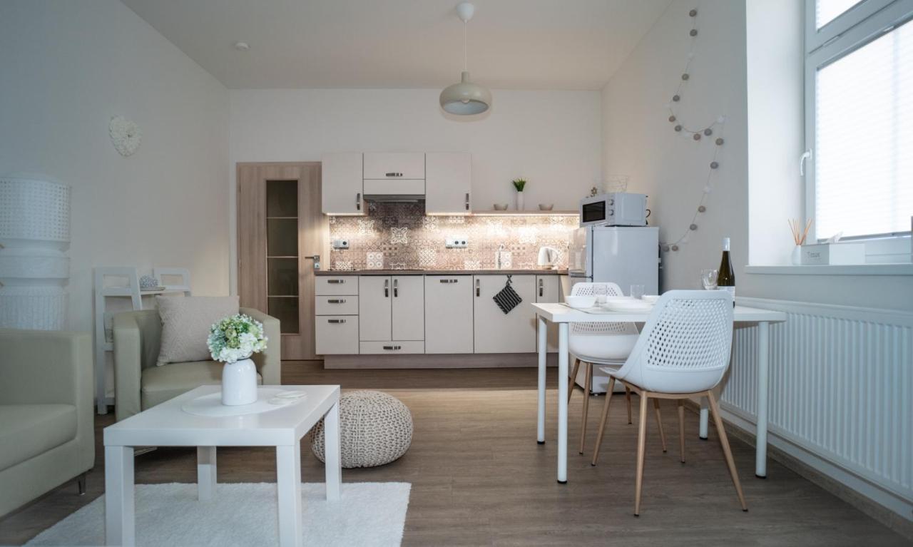 Apartmanovy Dum Sklipek Trutnov Exterior foto